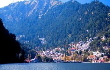 4 Days Mussoorie with Rishikesh Honeymoon Holiday Package