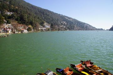 Experience 3 Days Delhi to Nainital Tour Package