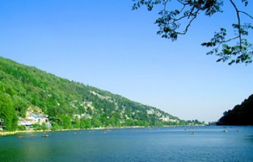 Pleasurable 6 Days New Delhi to Nainital Holiday Package