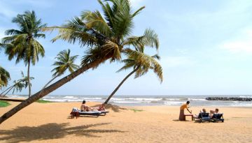 4 Days 3 Nights Colombo, Kandy, Nuwara Eliya and Negombo Romantic Trip Package
