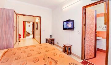 Memorable 2 Days 1 Night Gurugram Resort Trip Package