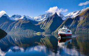 Experience 7 Days 6 Nights OSLO, FLAM, BALESTRAND with BERGEN Trip Package