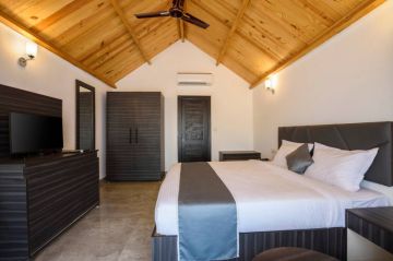 Best 4 Days South Goa Romance Tour Package