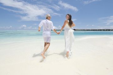 White Beaches and Villas at Maldives 4N/5D