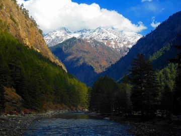 Heart-warming 3 Days Tosh Holiday Package