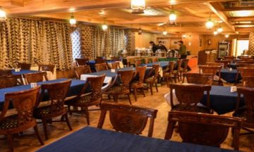 Memorable 4 Days Dal Lake Adventure Holiday Package