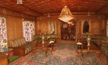 Memorable 4 Days Dal Lake Adventure Holiday Package