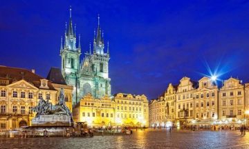 Heart-warming 7 Days Vienna to Prague Honeymoon Tour Package