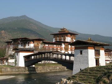 Family Getaway 6 Days Punakha Religious Trip Package