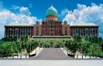 Heart-warming 7 Days 6 Nights Malaysia and Singapore Family Tour Package