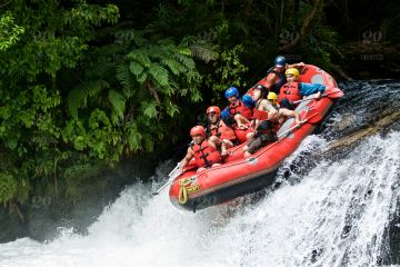 5 Days 4 Nights Nuwara Eliya Waterfall Trip Package