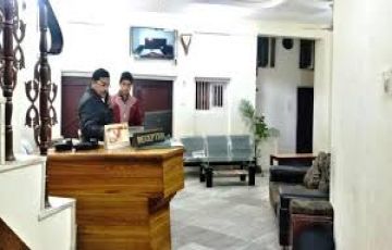 Memorable 8 Days 7 Nights Pahalgam Honeymoon Holiday Package