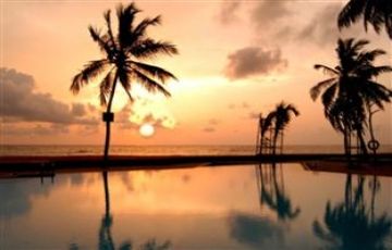 4 Days 3 Nights Colombo with Bentota Family Tour Package