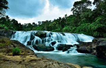 Amazing 7 Days Munnar, Thekkady, Alleppey with Kovala Hill Holiday Package