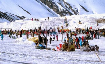 Experience 6 Days New Delhi to Rohtang Pass Trip Package