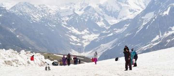 6 Days Shimla, Kufri, Manali and Solang Family Vacation Package