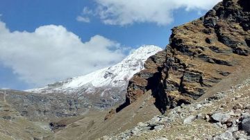 Magical 4 Days 3 Nights Manali Romantic Holiday Package