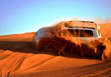 Heart-warming Dubai Cruise Tour Package for 4 Days 3 Nights