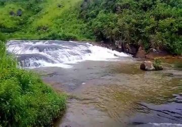 Memorable 6 Days Kandy Friends Tour Package