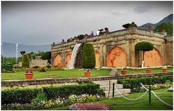 Best 7 Days 6 Nights Srinagar Honeymoon Vacation Package