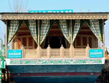 Magical 4 Days 3 Nights Srinagar Adventure Tour Package