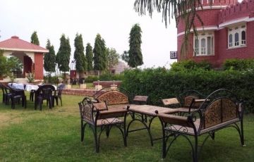 Pleasurable 4 Days 3 Nights Ajmer, Jaipur and Pushkar Trip Package