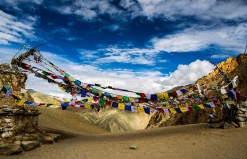 Heart-warming Leh Ladakh Friends Tour Package for 4 Days from Delhi