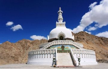 Memorable Nubra Tour Package for 6 Days 5 Nights
