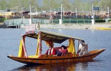 03 Nights 04 Days Srinagar Tour package