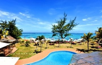 Beautiful 7 Days 6 Nights Flic en Flac Trip Package