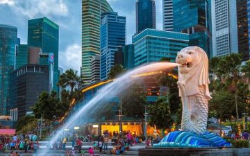 Memorable 6 Days Delhi and Singapore Tour Package