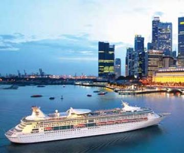 Experience Singapor Honeymoon Tour Package from New Delhi