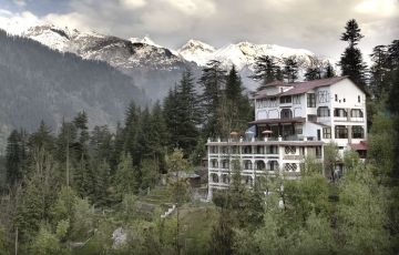 Heart-warming Manali Tour Package for 4 Days 3 Nights by Suhani Vacations