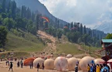 Magical 6 Days New Delhi to Manali Nature Vacation Package