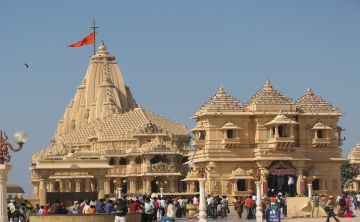 02 Nights / 03 Days Dwarka Somnath Tour Package