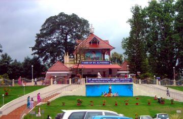 Heart-warming 4 Days Ollur Culture and Heritage Vacation Package