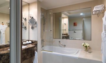 Pleasurable Delhi Hill Stations Tour Package for 2 Days 1 Night