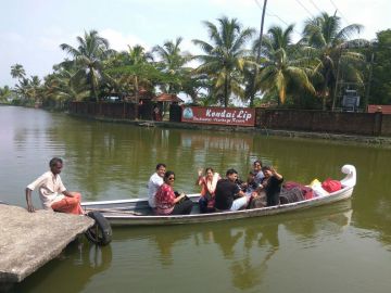 7 Days 6 Nights Kochi to Alleppey Vacation Package by Lee vacations