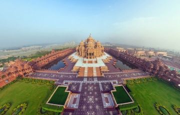 Experience 4 Days 3 Nights New Delhi Trip Package