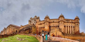 Experience 8 Days Delhi to Jaipur Vacation Package