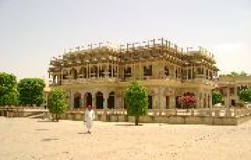 Memorable 8 Days Jaipur to Rajasthan Forest Holiday Package
