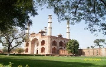 Beautiful 3 Days 2 Nights Delhi and Agra Tour Package