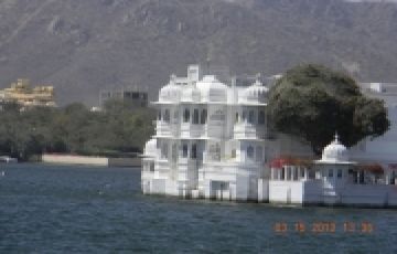 9 Days 8 Nights Nubra Adventure Tour Package