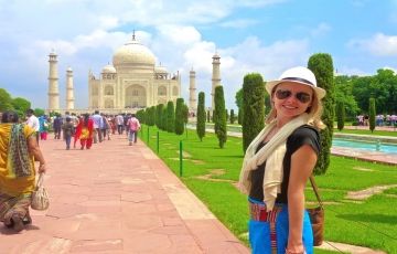 Heart-warming 9 Days 8 Nights Varanasi Holiday Package