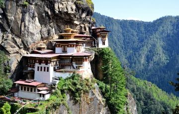 Ecstatic 9 Days 8 Nights Punakha Tour Package