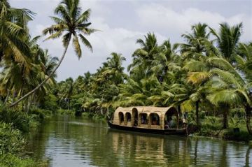 Best 7 Days Kochi to Thekkady Tour Package