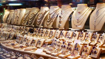 2 Days 1 Night Bangkok and Pattaya Romantic Holiday Package