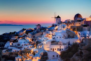 Best 6 Days New Delhi to Santorini Tour Package