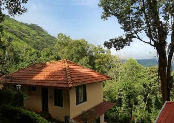 Amazing 3 Days 2 Nights Alleppey Honeymoon Trip Package