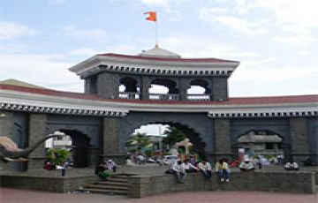 Pleasurable 2 Days Ozar, Lenyadri, Siddhatek and Theur Trip Package